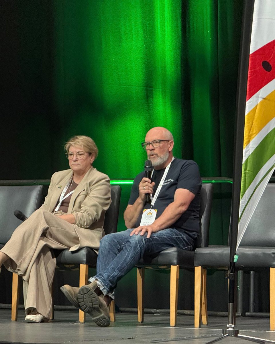 SafeAgSystems's tweet photo. Luke swapped the melon patch for the stage today! 🎤

He spoke about how Safe Ag Systems helps growers manage safety on farm. Then he joined the Q&amp;A panel alongside speakers from Fair Farms and Freshcare.

A big thanks to Melons Australia for having us. 🍉🍈 https://t.co/jbfsGdEtDK
