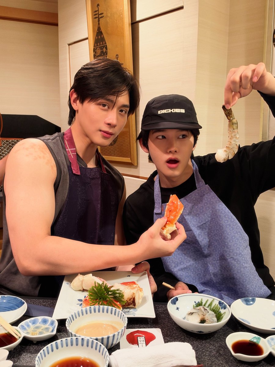ArtistAplan's tweet photo. 💪🏻🦀

#ToptapMinLee #TOPTAPJarukit #MINLEEthanakorn https://t.co/ic7BzfYa6Q