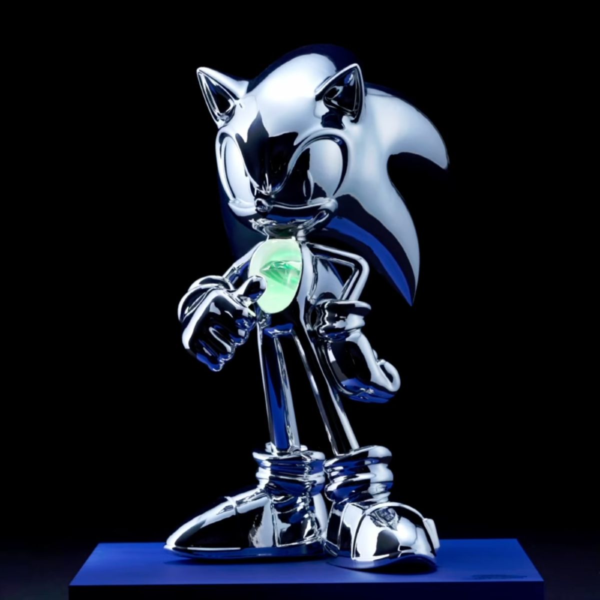 Dexerto's tweet photo. Sega is selling a $21,000 Sonic figure containing his "DNA"

It's sealed in a glowing Chaos Emerald in his chest https://t.co/XLKmzGqcjR