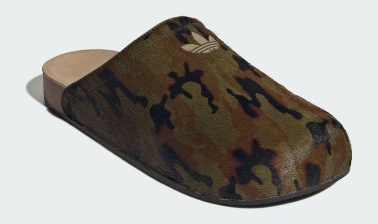 ClothesUndrCost's tweet photo. The #Adidas Adimule slides Core Black are on sale for $50
Down from $100, price as marked
https://t.co/LL75xpcNo1 https://t.co/XLFqUIwHVp