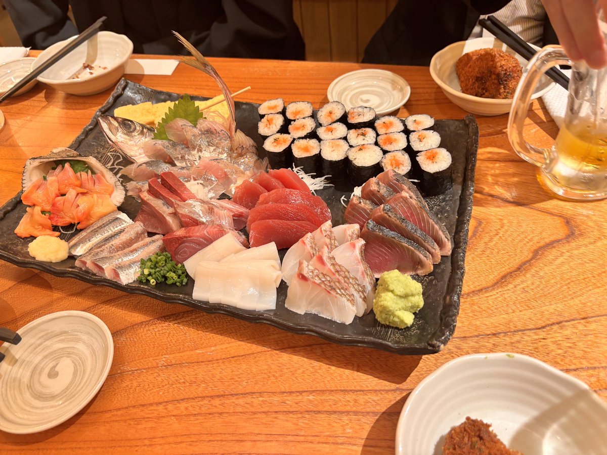 huru0701's tweet photo. 上司と飲みで流れで一気飲みして勝手に酔ってる。 https://t.co/pKdrpDSCtH