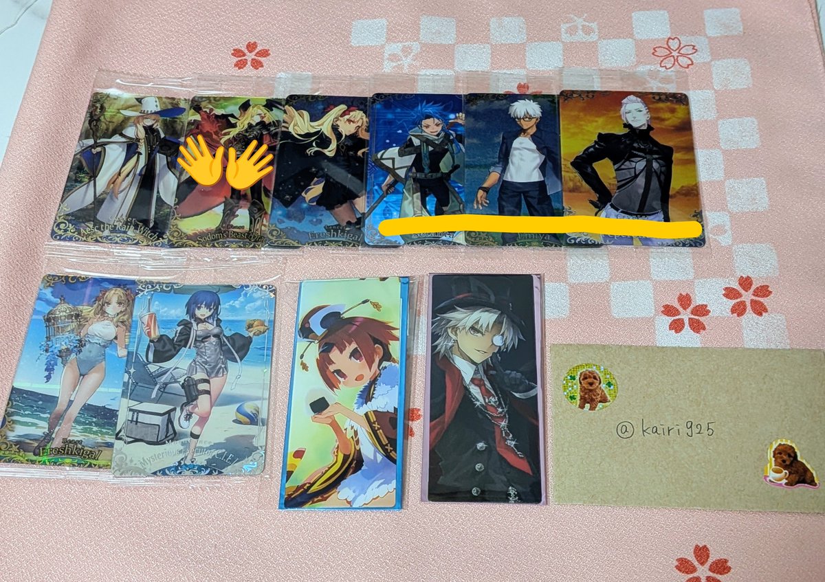 kairi925's tweet photo. 【交換】FGO Fate/Grand Order  星見の回廊　特典 ブックマーカー　ポートレイト　ウエハース他

求:星見特典A5リリス　ほか画像①
譲:画像②~⑥（酒呑缶バッチは再交換分）

異種交換◎
A5リリスは買取も検討（要相談）
郵送交換

難しいかと思いますが、検索からもお気軽にお声掛けください。
→ https://t.co/EnjFOOnVut