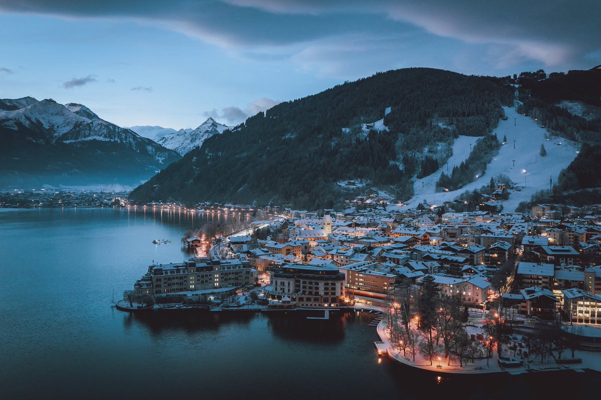Must_Visit_Net's tweet photo. 50 best ski resorts in Europe
Today we present    #35  Zell am See, Austria 🇦🇹 in our daily selection of the 50 Best Ski Resorts in Europe, chosen based on three key criteria:
🎿 The best-groomed slopes
🎉 Great entertainment and nightlife
🏔️ Breathtaking views from the ski slopes
#35
Zell am See (Schmittenhöhe) 👉 Alpine Paradise with a Casino Twist
Nestled in the Austrian Alps, Zell am See offers a rare combination of top-tier skiing, dramatic lake views, and rich evening entertainment.
Why It’s Exceptional
The Schmittenhöhe ski region features 77 km of prime slopes and a direct connection via the zellamseeXpress to the massive Skicircus Saalbach Hinterglemm.
Who It’s For
 Beginners: Great dedicated learning zones at the base.
 Intermediates: Wide blue and red cruisers with spectacular panoramas of Lake Zell.
 Experts: Thrilling black slopes like the legendary Trass (70% incline) and snowparks.
Lift Infrastructure
The resort features state-of-the-art 10-person gondolas, heated chairlifts, and fast connections that keep lines minimal.
Nightlife & Casino
The party starts on the mountain at summit huts like SchnapsHans, then moves into the historic town center at lively spots like Crazy Daisy. The ultimate nightlife highlight is Casino Zell am See, located inside the iconic Grand Hotel right on the lake promenade. It offers roulette, blackjack, poker, slots, and a stylish bar with lake views.
#ZellAmSee #Schmittenhöhe #SkiAustria #ApresSki #CasinoZellAmSee #WinterVibes #AustrianAlps
50 best ski resorts in Europe
 The Must Visit Magazine 🌎
https://t.co/qO1eF1hjsd
https://t.co/SGqGhYFJwQ