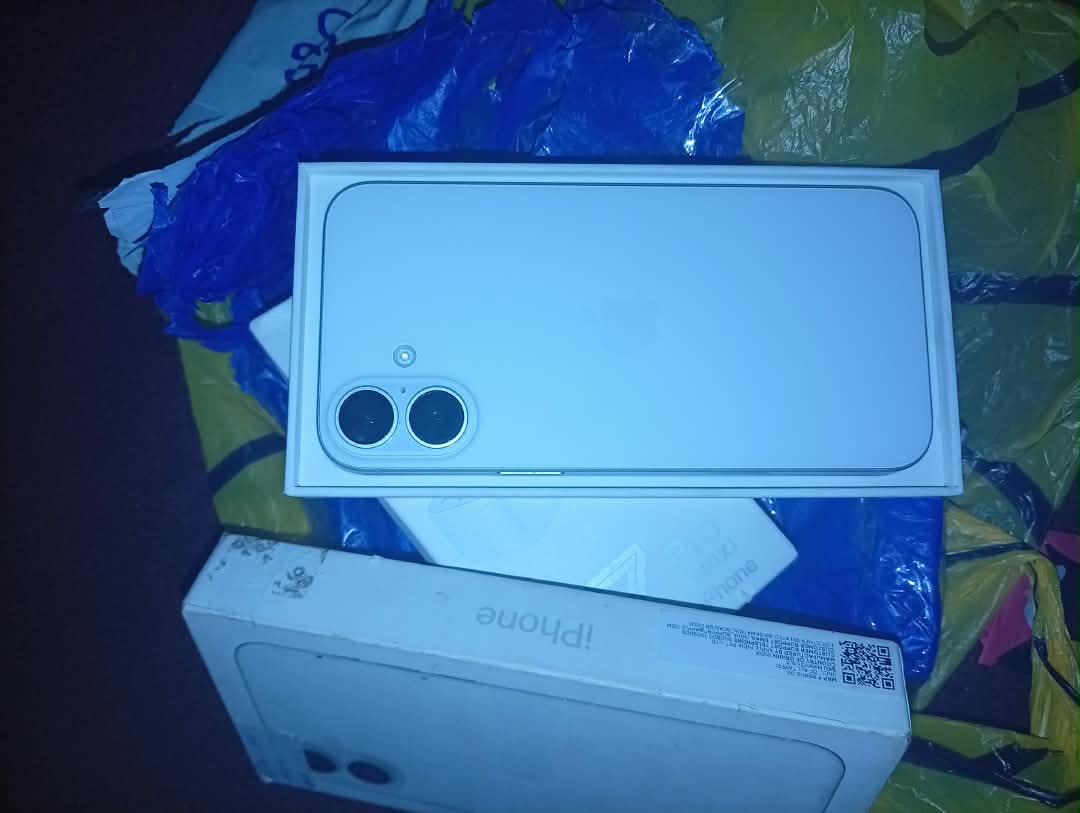 oxsam100x's tweet photo. took profit and got myself a new device. https://t.co/yGOvbDcJez