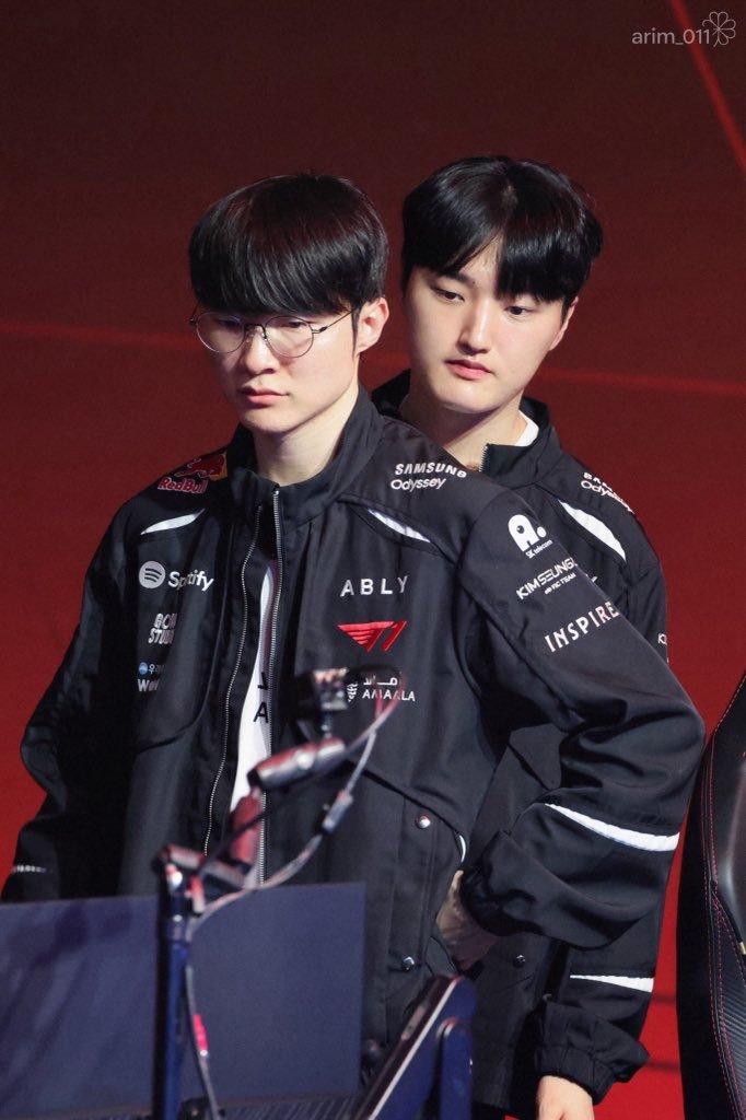 daehyunran's tweet photo. Faker → Peyz
1. Most Underrated Player of the Scene
2. T1's Pride https://t.co/lsva8VJVQm