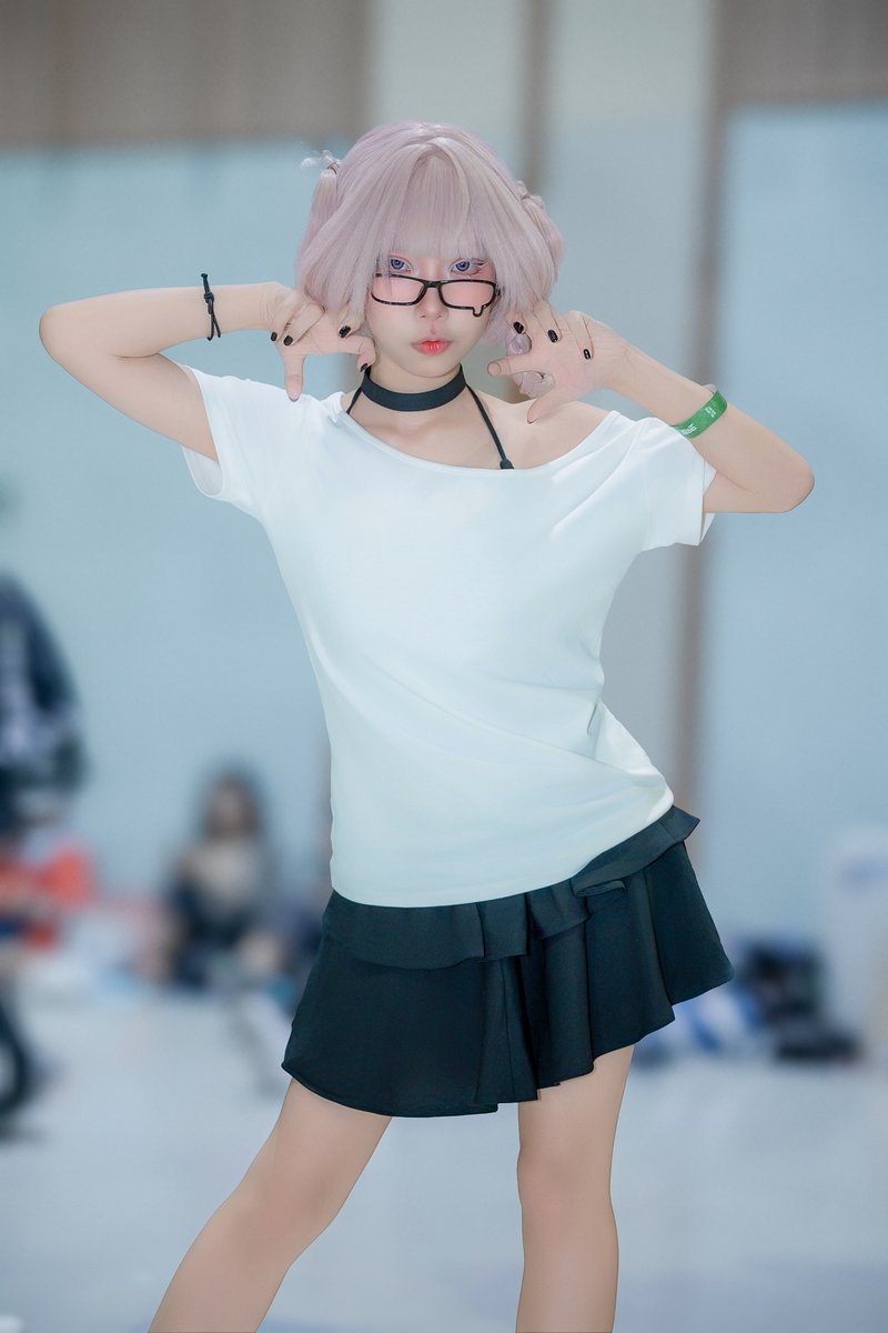 Seryu_pic's tweet photo. 2026.10.03 울산 코믹월드
철야의 노래 - 나나쿠사 나즈나
Cos:@ppoopp_ooo 

#울코 #七草ナズナ #callofthenight https://t.co/x4lN6lltdd