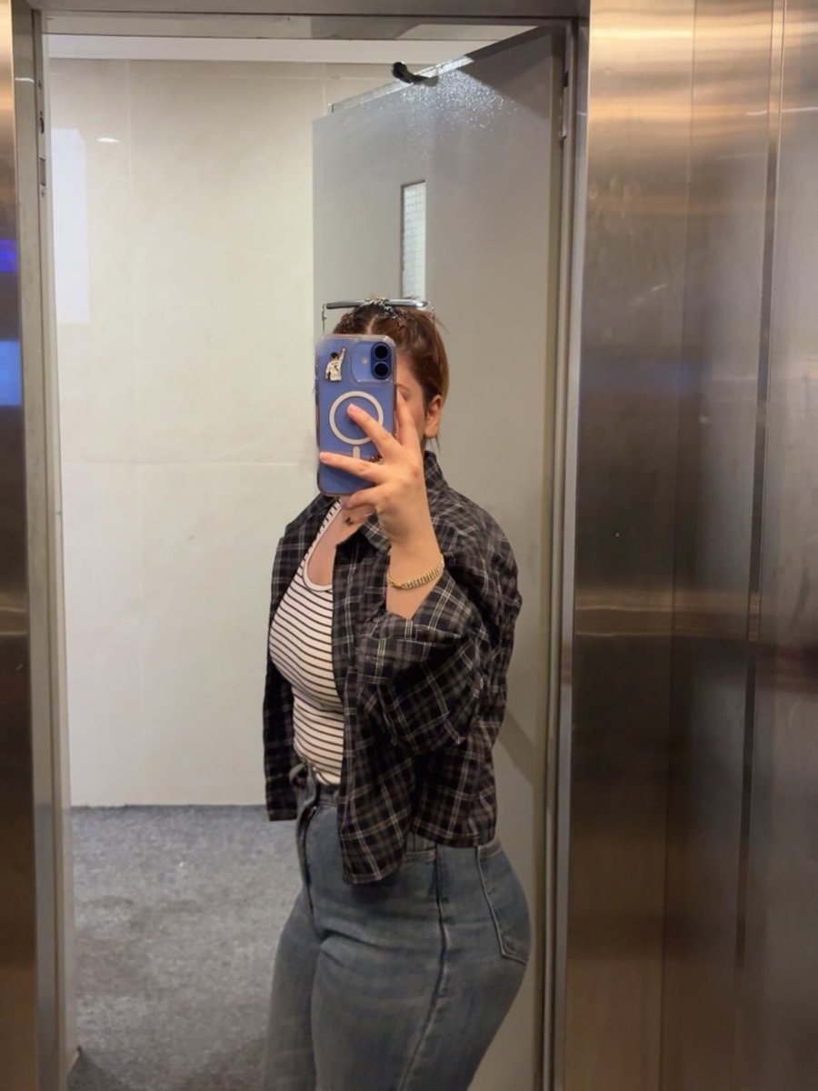 isnxjf5's tweet photo. 🌚 https://t.co/CW9yXDgBft