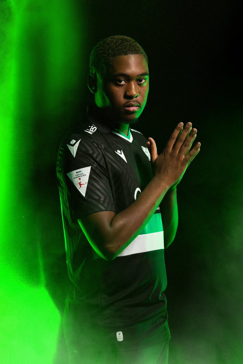 Ivanilsonlpvm's tweet photo. Joined @Hannover96 💚🤍 #niemalsallein https://t.co/KnfJbjnlDD