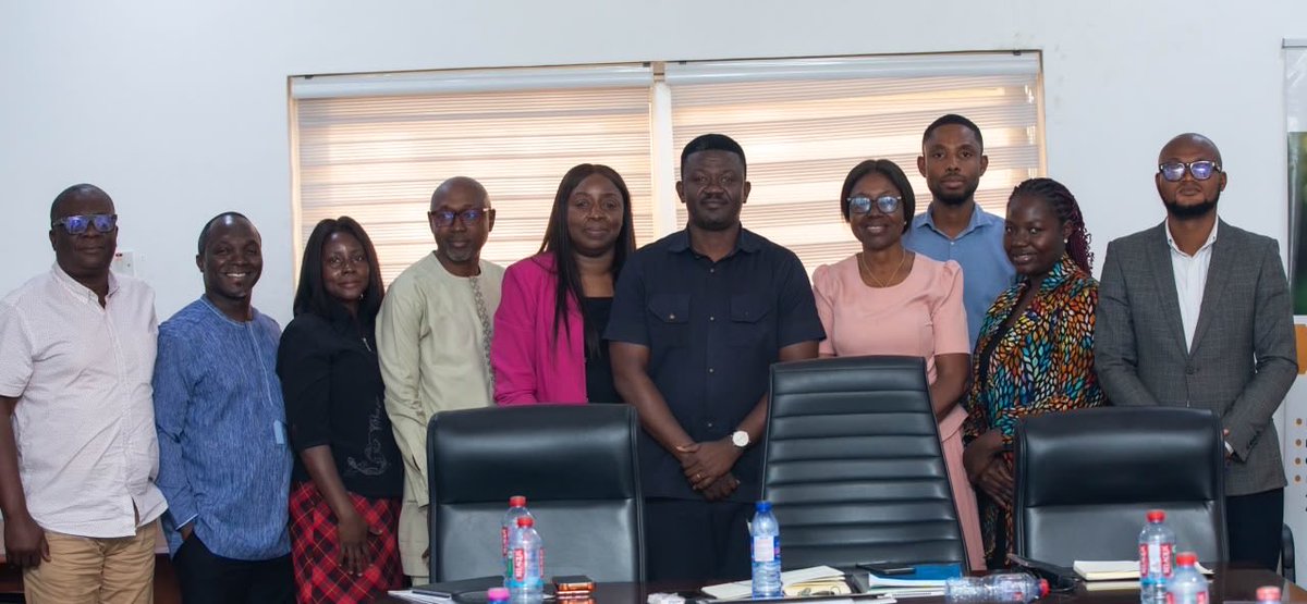 EPA_Ghana's tweet photo. The Environmental Protection Authority(EPA) and the Ghana Shippers’ Authority held a collaborative meeting to explore strategies for strengthening cooperation between the two institutions.

#EPA #GhanaShippersAuthority #Collaboration #Partnership #EffectiveCoordination #Ghana https://t.co/d9OP4GIOFT
