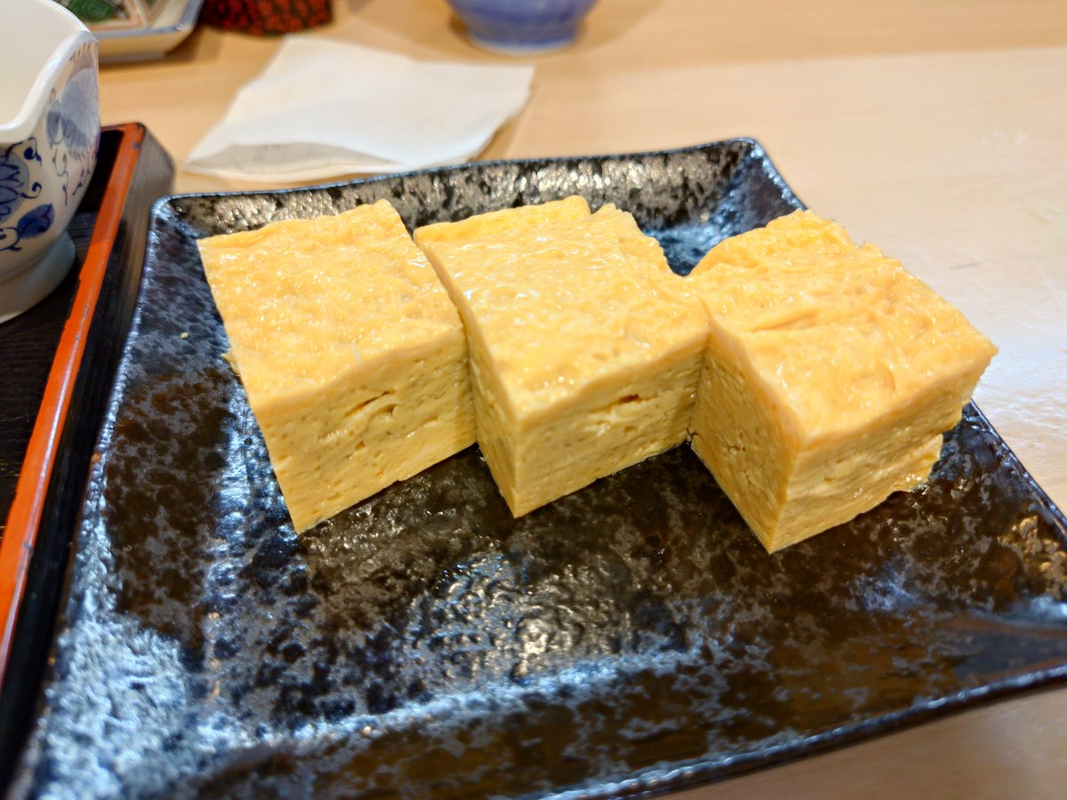 masaki3gm's tweet photo. 午後から休暇
所用の前に清元さんへ

今日はアルコール無し…
金曜のあじフライ定食
大将につまみの玉子をお願い

やはりココのあじフライは旨い
ガツガツ食べてしまい、
あっと言う間に完食…

また改めて再訪しよう〜

#寿司処清元 #あじフライ定食
#金曜サービス #旨いね〜 https://t.co/3ATNcQ1LOH