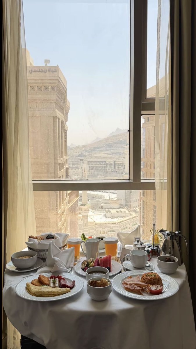 rore_ri's tweet photo. صباحات الجمعه من افضل مكان
☀️🪴🌟🕋 https://t.co/XcK2TxERRG