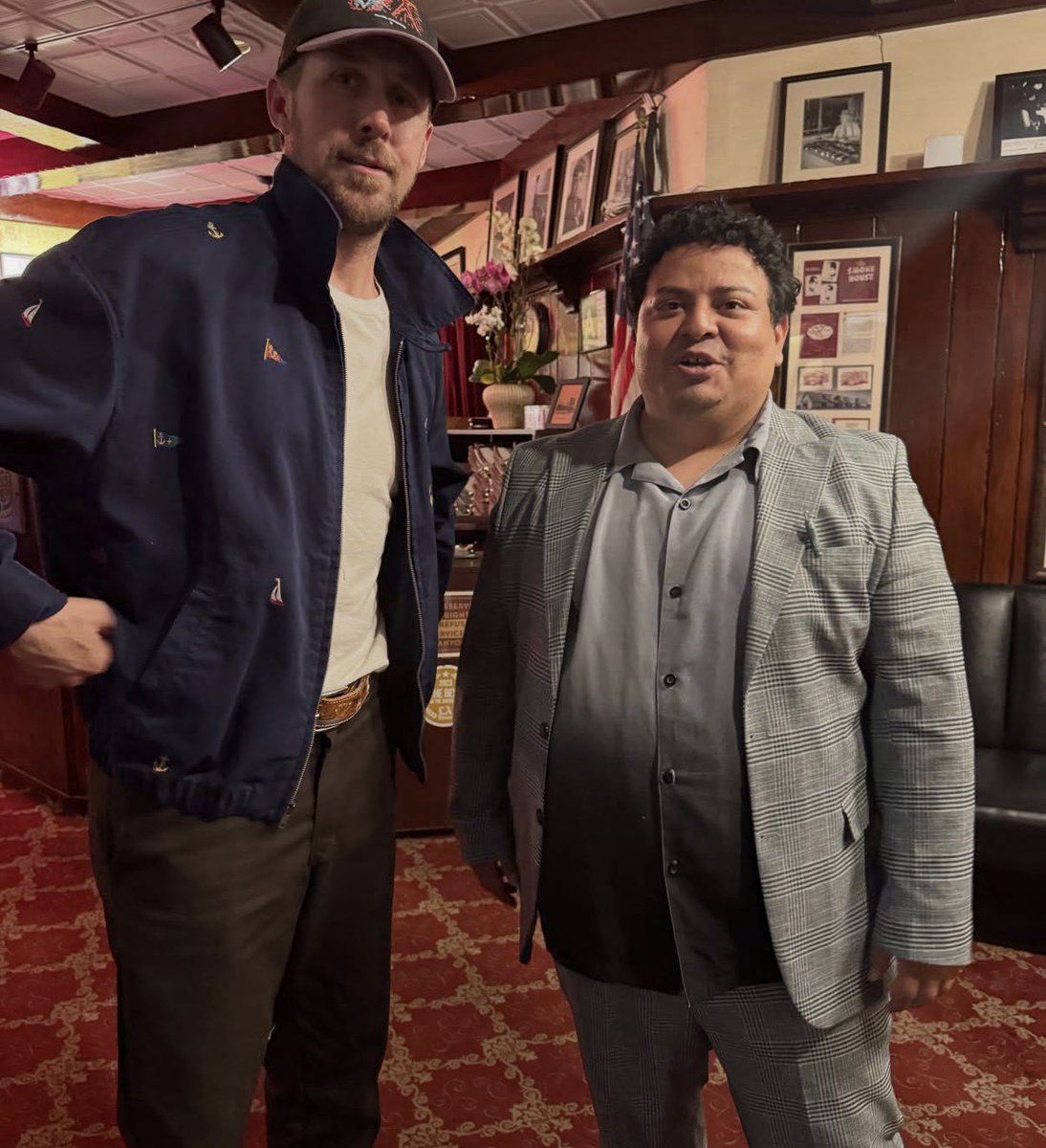 RGCUPH's tweet photo. new photo of ryan gosling with actor and content creator @/rochaexplore, who recently shared his unexpected encounter with ryan at smoke house!

via instagram: @rochaexplore https://t.co/YRjGAYSd9w