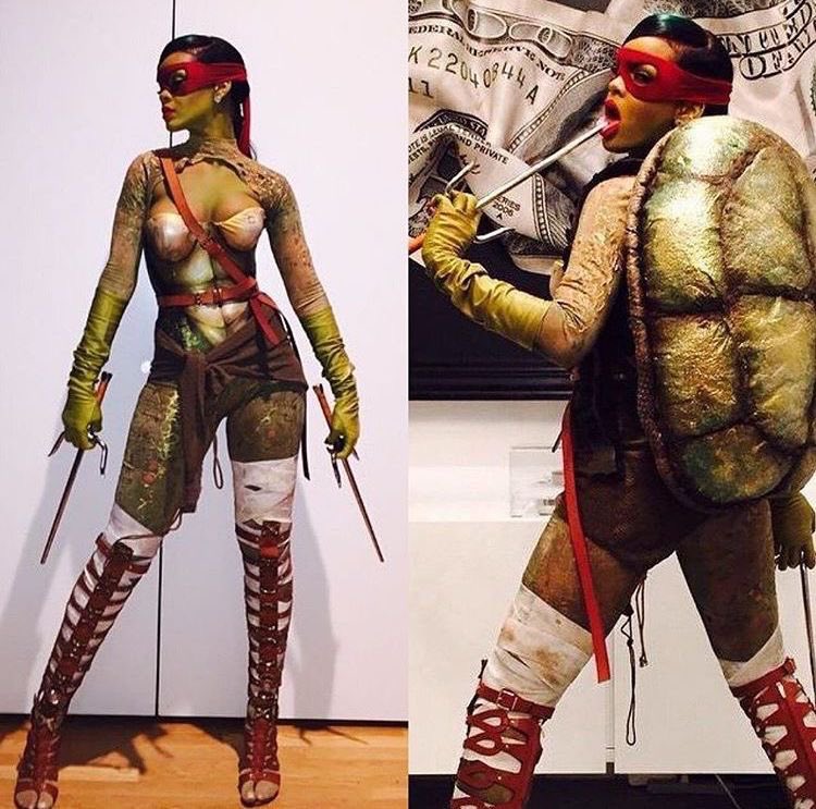 reininavy's tweet photo. rihanna for halloween, 2016 https://t.co/CypJXGy9fS