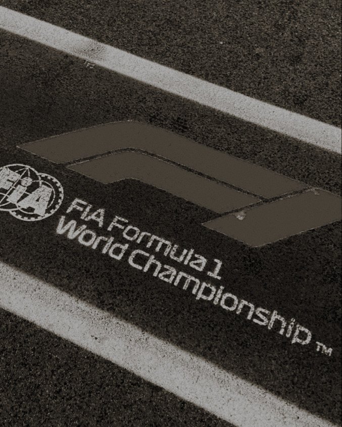 merumalini's tweet photo. ㅤ⟟  Marina Bay Street Circuit 
        09 Oktober 2026

Day 1 fokus F1🏎️ Judul hari ini adalah JJ alias Jumat Jumawa bersama Ferrari, walau Jorj tetap di hati🫰 Doakan kewarasanku buat sesi FP dan Sprint Quali hari ini🫸🫷 https://t.co/6x6nxZK12B