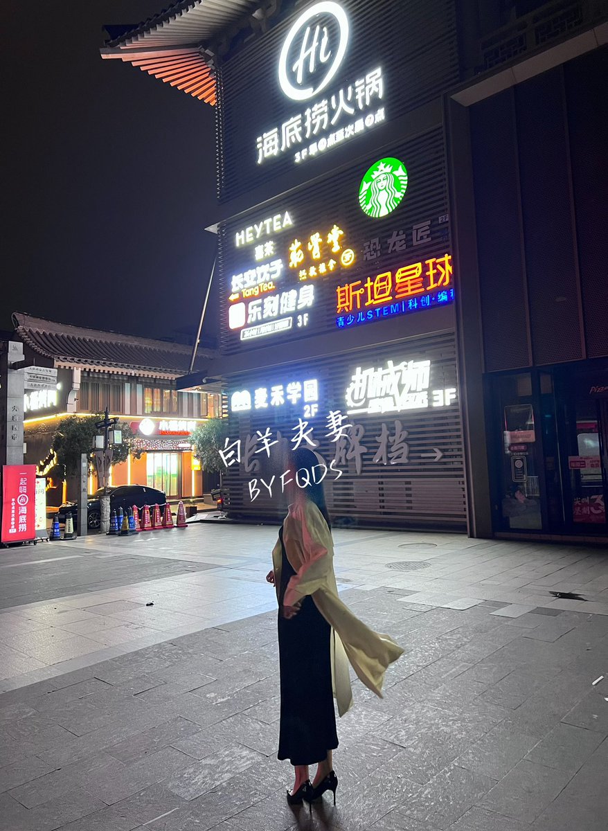 BYFQDS's tweet photo. 最近小忙、把人累坏了，计划给老婆找个大巴鸡嗨皮一下，明晚南门喝酒有无选手？ https://t.co/NG0xR6VHkk