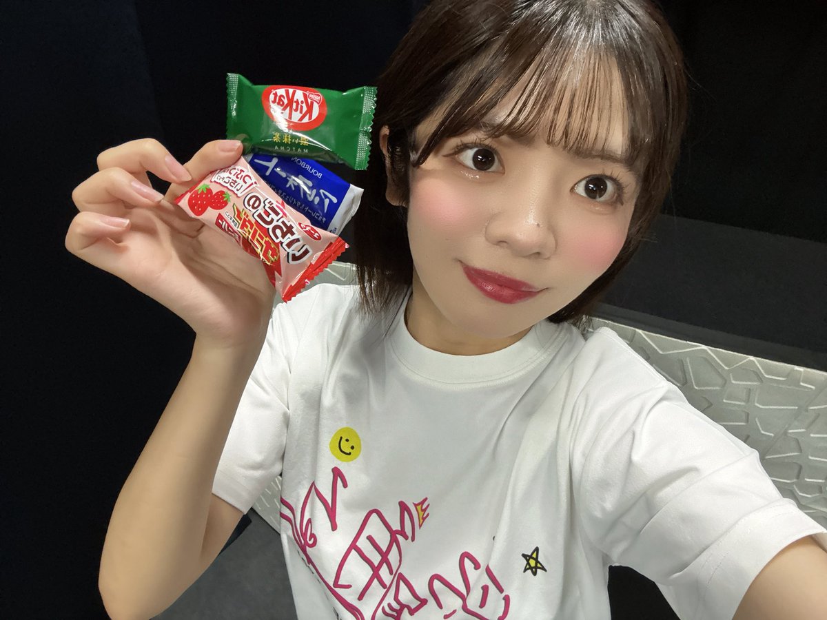 youka_0215's tweet photo. #合コン裁判 3公演目
ご観劇ありがとうございました🩷

東野ヨーコ役　ようかです💻

本編もアフタートークも
生の舞台を感じて楽しかった！！！

この後4公演目、19:00〜✊🏻
考察なし！何も考えずにみにきてね！！
当日飛び込み大大大大歓迎✨お待ちしてます♪

みんなから差し入れいただいた🍫♡ https://t.co/Io6pELRBtK