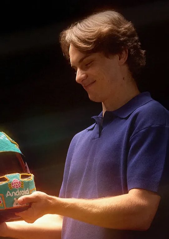 oscgoat's tweet photo. The time with the hair is so so limited but it was an exceptional run this time around😔 https://t.co/6lQQYZaEeP