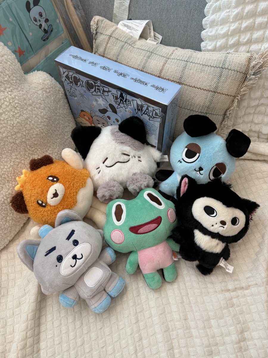 ttoyo10030's tweet photo. 올해 가장 잘한일
킥둥쓰 6마리 데려온 것 https://t.co/NTmMpRvUJa