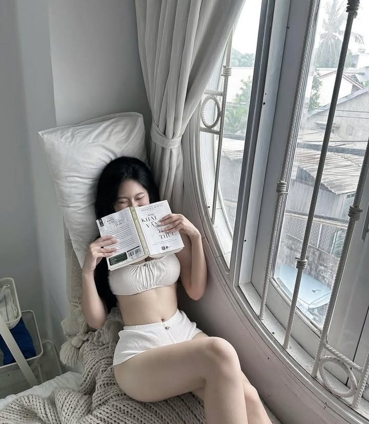 BlanchePasdpy's tweet photo. 思考のノイズを消し去る方法は、自分なりのリズムを刻むことにある。君の音楽はどんな周波数を持つ？ https://t.co/EflKbnk6Xc