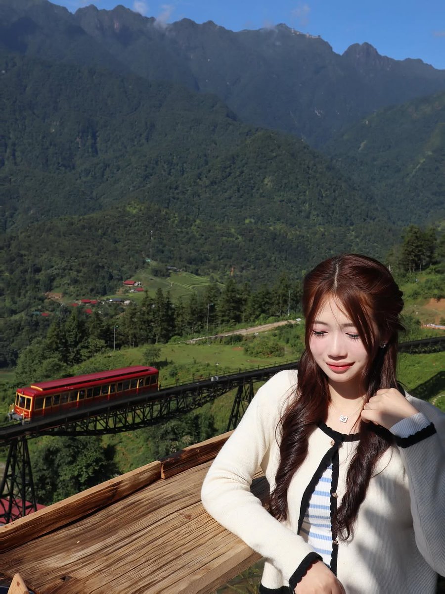 RADIOVIDENTE's tweet photo. Sapa đẹp quá zạ ⛅️✨🏞️ https://t.co/ZcQO2VxcQA