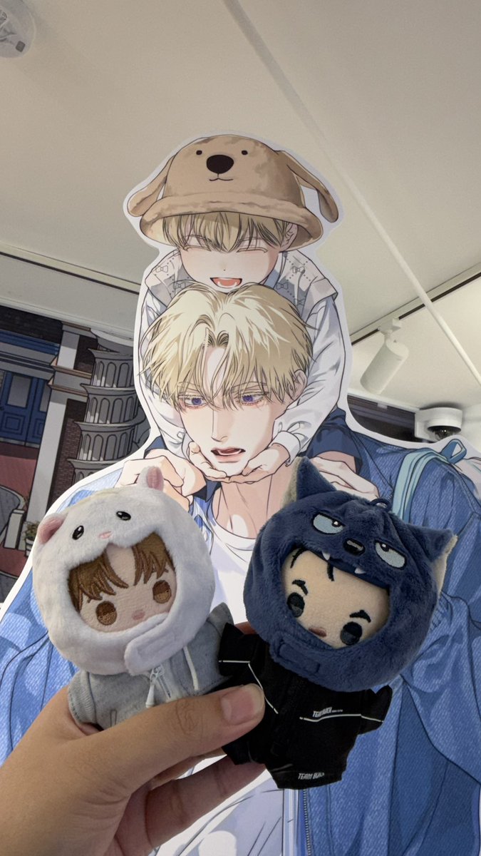 aveyoru's tweet photo. Jinx &amp; Dan getting some action. 🫪

#키스미이프유캔 #KissMeIfYouCan
#디자이어미이프유캔 #DesireMeIfYouCan
#투유드림 #굿즈모먼트
#웹툰굿즈백화점_굿즈모먼트 https://t.co/lQPUdMQoLc