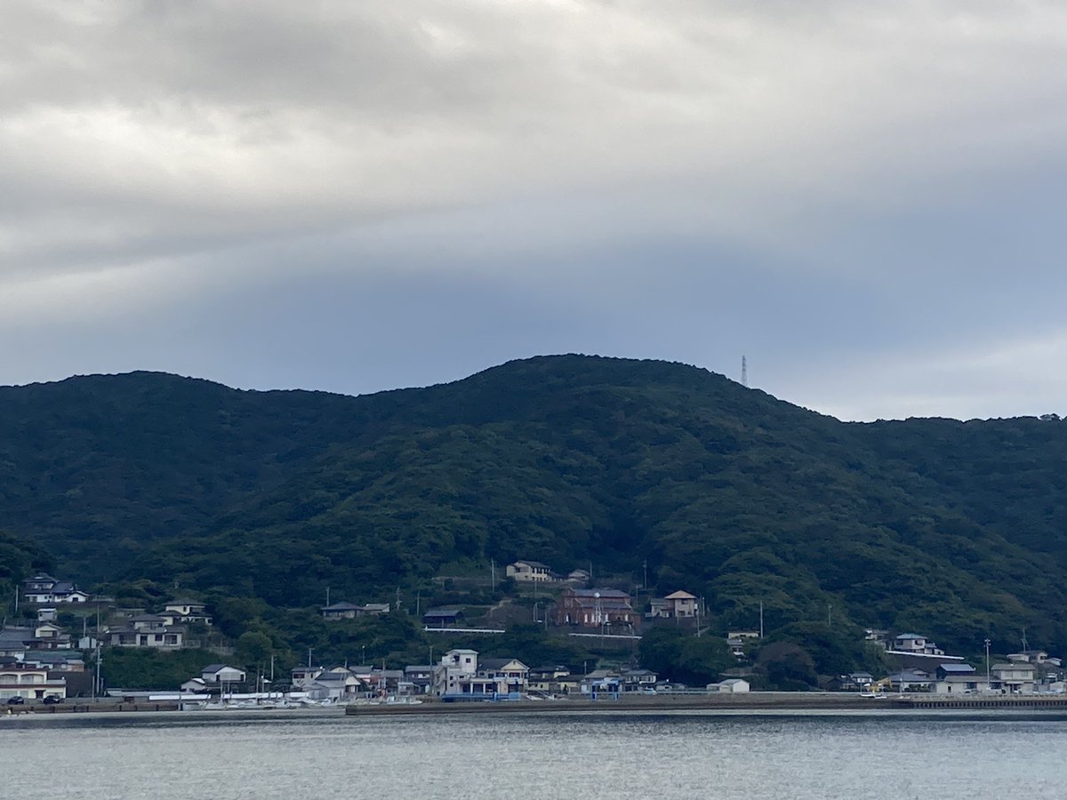 chi_koike61134's tweet photo. 【上五島イマソラ】
令和8年 10月 9日 金曜日

:撮影場所は五島列島新上五島町内です
:差し支えなければ拡散RTお願い致します
:島のPRにご協力いただけると嬉しいです
:iPhone se（第三世代）で撮影しています
＃五島列島　＃上五島 https://t.co/1qTS770bZi