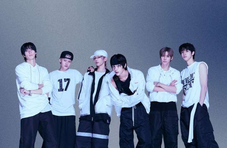 SOHEEstide's tweet photo. dipilih dipilih foto keluarganya @CHANYOUNGstide @SUNGCHANstide @EUNSEOKstide @WONBINstide https://t.co/yQLqDUKlKu