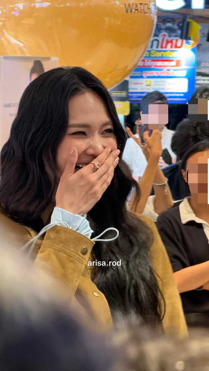 ar_rodaum's tweet photo. ตั้งแต่ที่แม่บอกให้มาหาทุกมื้อ หนูก็ไปหาแม่ตลอดเลย หนูเก่งมั้ย 🥺🫶🏻

BIG CAMERA WITH BINT SIREETHORN 2026
#BIGcameraXBINT
#bintsireethorn https://t.co/b4DYoTq67K