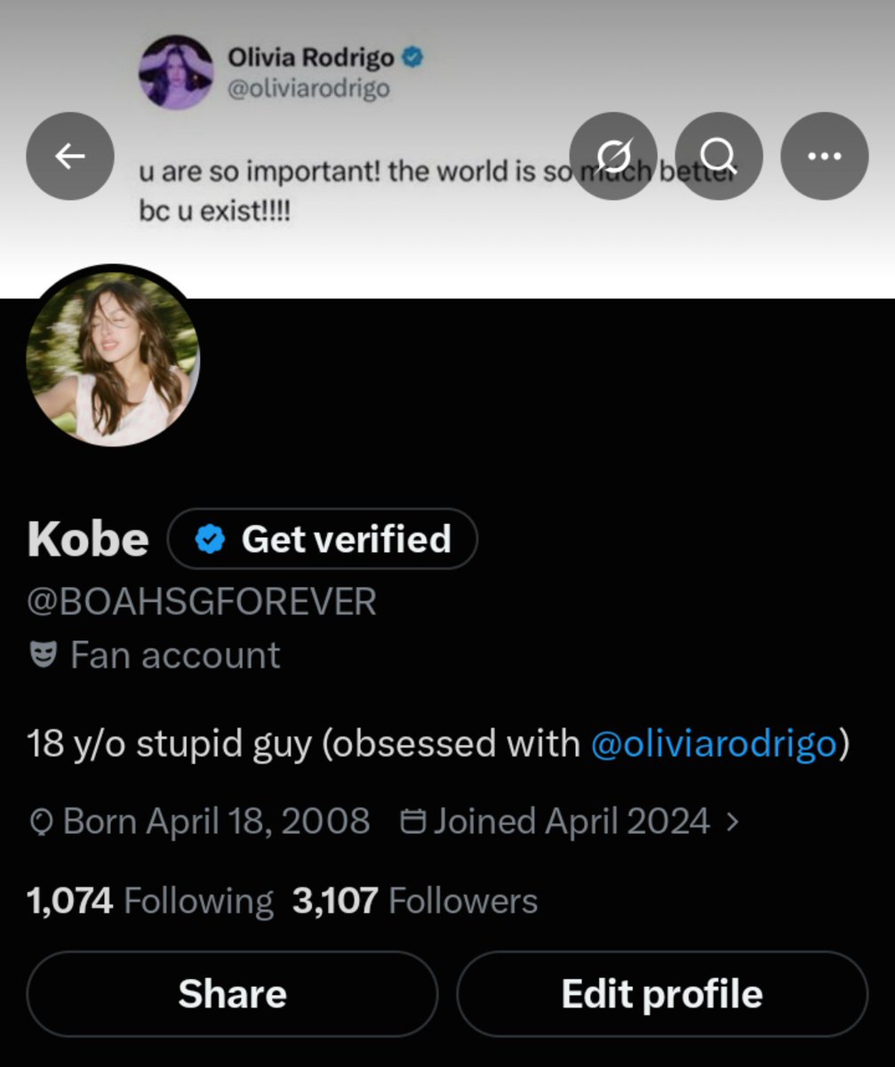 whatswrongwkobe's tweet photo. new username 
new layout ... :) https://t.co/QSRgTWfLUu
