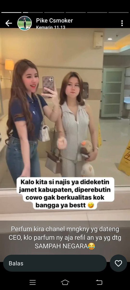 HELLORENATAAA's tweet photo. 1. Tas dia KW 
2. Typing nya jelek
3. Bahasa inggrisnya, ampun deh fix akademisnya yaaa gitu lah. 
4. dagunya kepanjangan, terlalu kecil, jadi gak simetris.
5. Mang anjeng si pikeu ini 

dasar ani ani OKB segitunya ngerendahin orang https://t.co/hGx9MNabBC