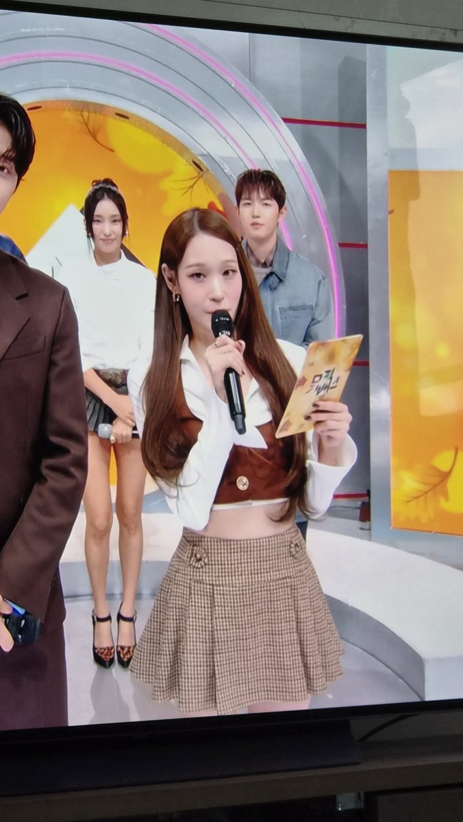 myang53495's tweet photo. mc문애니언니 https://t.co/WwLNJLjhbX