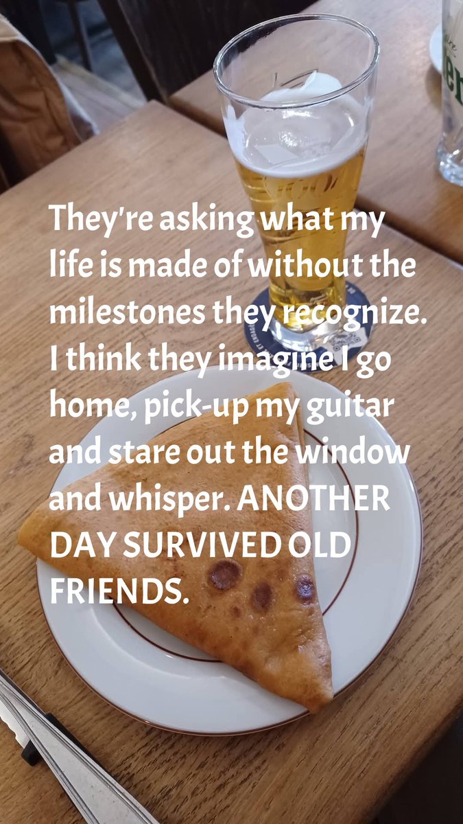 borneosscorpion's tweet photo. Good morning...goedemorgen...
WHAT DO YOU DO WHEN YOU'RE SINGLE? Here is my answers to you👇 Ja...dat is een vraag wat ik altijd hoor waneer ik mensen ontmoet op de bruiloften of verjaardagsfeestjes.
#mylife #iamblessed #happiness Have a great day and spread love❤️ https://t.co/BwT8KkfRO4
