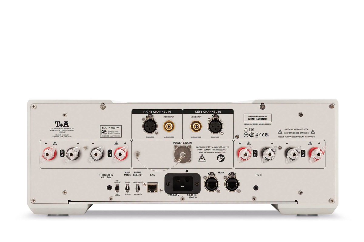 AudioVideoWars's tweet photo. T+A pokaże dwie nowości z referencyjnej serii HV: wzmacniacz A 3100 HV (500 W w klasie AB lub ponad 75 W w czystej klasie A) oraz DAC, streamer i przedwzmacniacz SDX 3100 HV z DSD 1024. 🇩🇪

📍 PGE Narodowy, Skybox 226. 23-25.10
🎫 https://t.co/PWsDDSJnHM
#AudioVideoShow https://t.co/ObRiFxoZqB