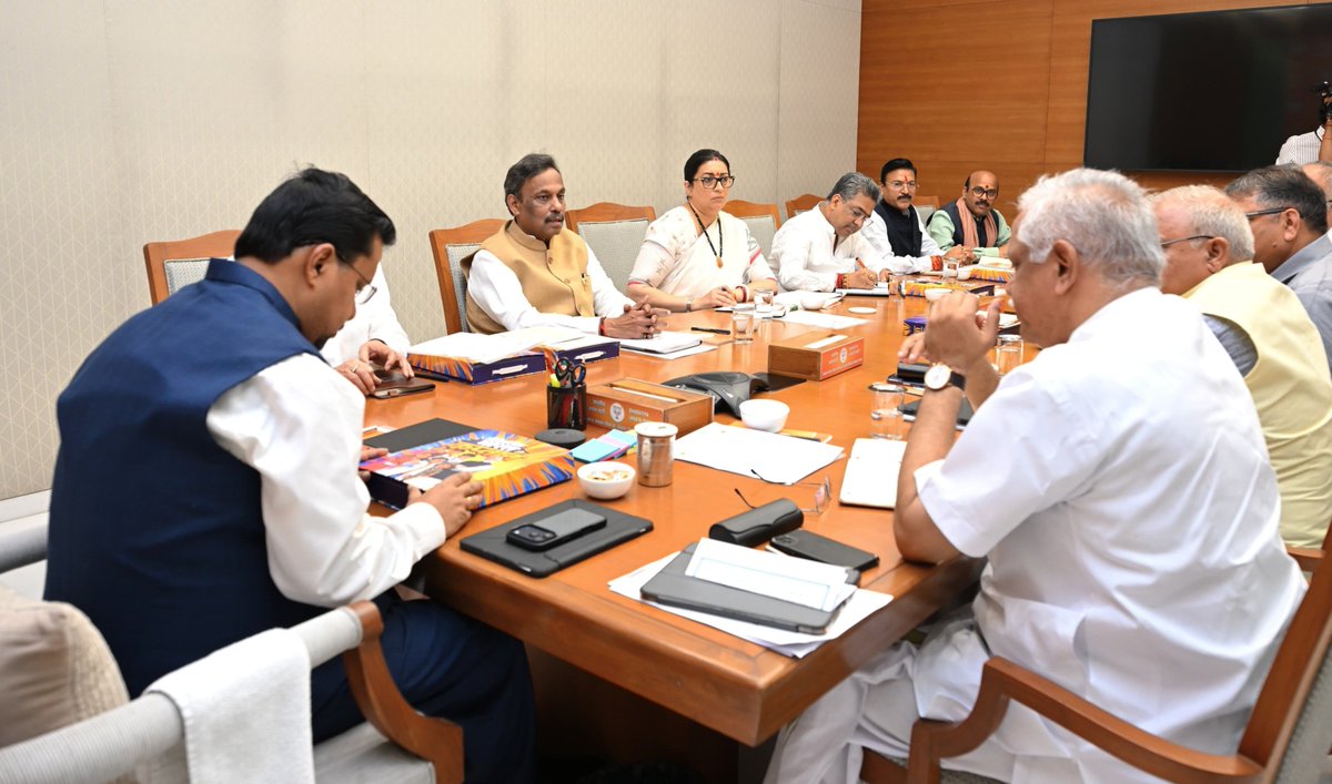 BJP4India's tweet photo. भाजपा राष्ट्रीय अध्यक्ष श्री @NitinNabin ने आज भाजपा मुख्यालय, नई दिल्ली में राष्ट्रीय महामंत्रियों के साथ बैठक कर विभिन्न संगठनात्मक विषयों एवं पार्टी की आगामी कार्ययोजनाओं पर विस्तृत चर्चा की। https://t.co/P4D7wRw8XS