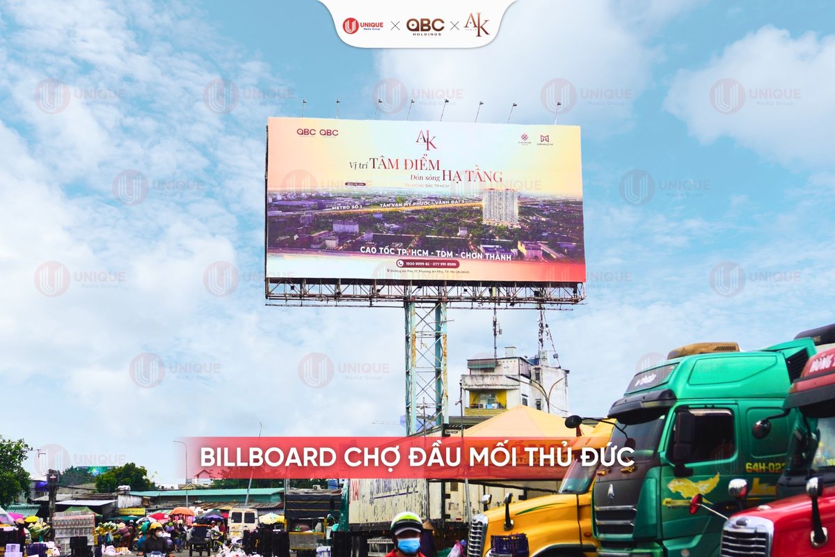 UniqueOOH's tweet photo. [OBC HOLDINGS x UNIQUE OOH] QUẢNG BÁ DỰ ÁN A&amp;K TOWER VỚI CHIẾN DỊCH OOH TÍCH HỢP ĐA ĐIỂM CHẠM
#UniqueOOH #UniqueWorkHard #OOH #DOOH #quangcaongoaitroi #OOHTichHop #LuxuryRoadshow #Billboardquangcao #QuangcaoLCDFrame #QuangcaoLED #Bienchidan #AKTower #OBCHoldings https://t.co/9YxHPDM2zV