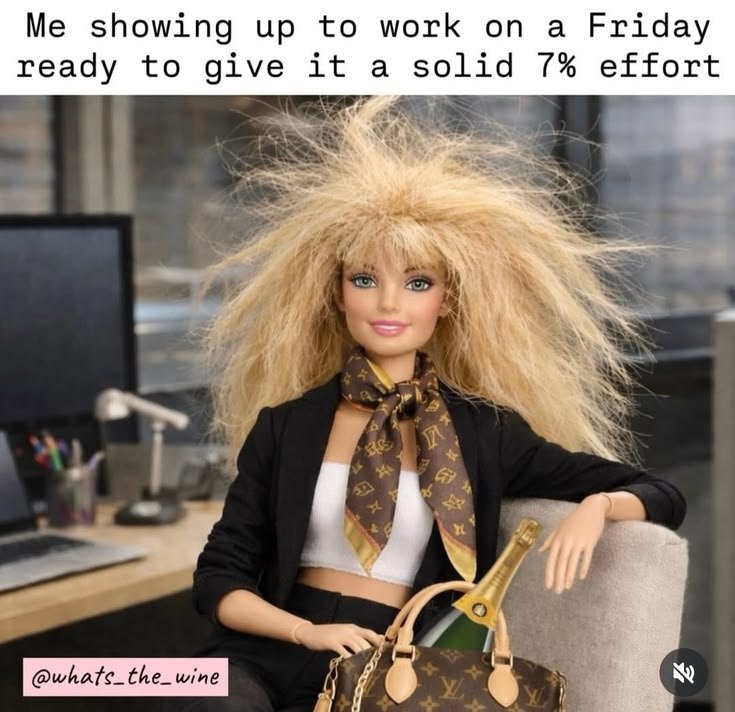 MistletoeSprite's tweet photo. @Gretangelred Hauntingly apt words 💋 TGIF indeed 😄 
See if we can stretch that coffee break through to 5pm 😜 love n hugs right back atcha, toots 💋 https://t.co/1jmknbqxND