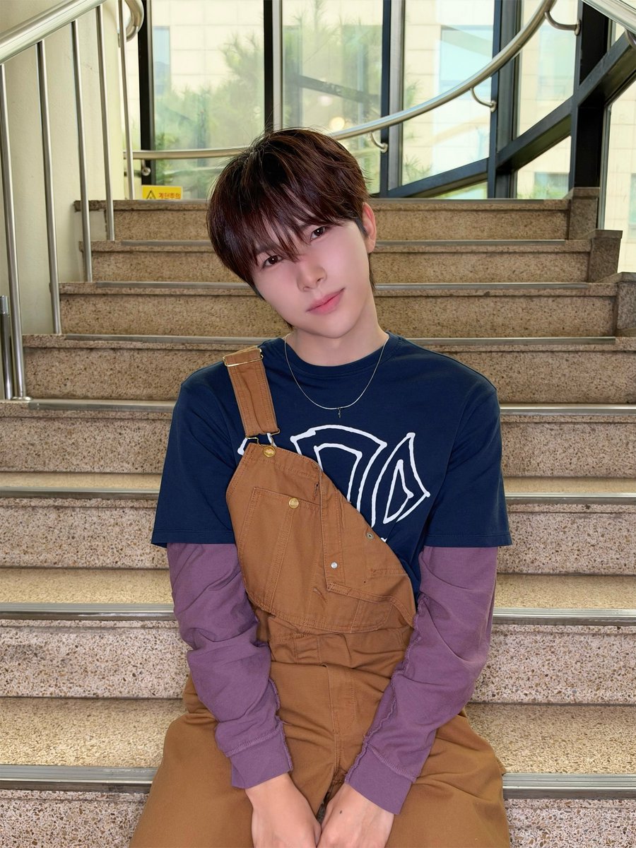 KO1KEYZofficial's tweet photo. [📸] 261009

KBS「 #MUSICBANK 」
감사합니다!

🎀 #YUKI
Detail ➡︎https://t.co/zzxyfKiyru

PV
🔗https://t.co/4xIBmFou16
Apple Music
🔗https://t.co/nt5gbOLIZR
Spotify
🔗https://t.co/pTP0S9RVbH

#뮤직뱅크
#KO1KEYZ #코이키즈 https://t.co/Oj5k3q1Yuk