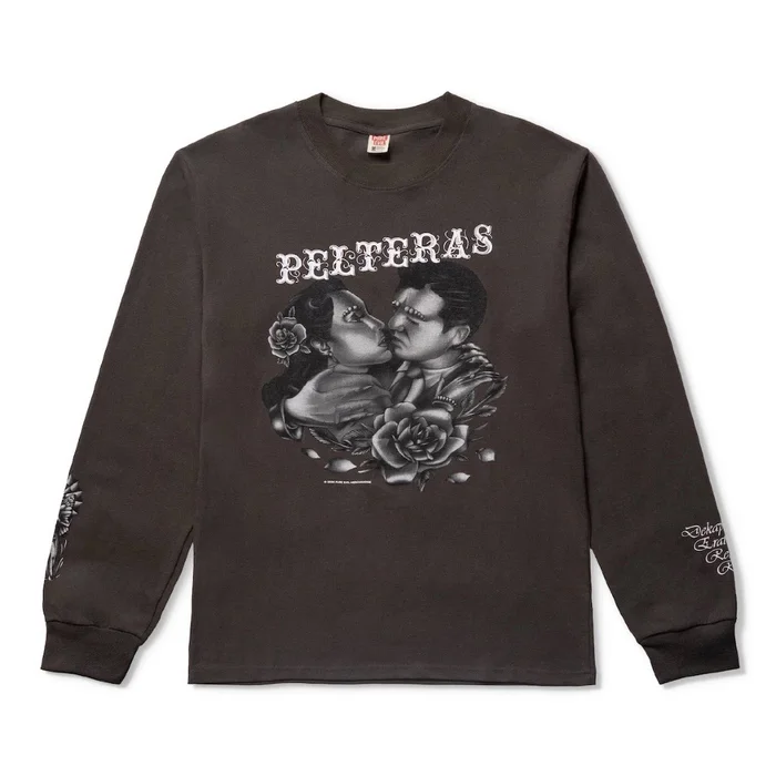 cinemalinea's tweet photo. Steal Pertiwi's look. Saatnya playlist post-punk hari ini. https://t.co/8vMUevFZnv