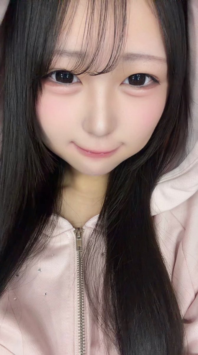 mone_n_n's tweet photo. #パーカー https://t.co/5uCsuHJJLD
