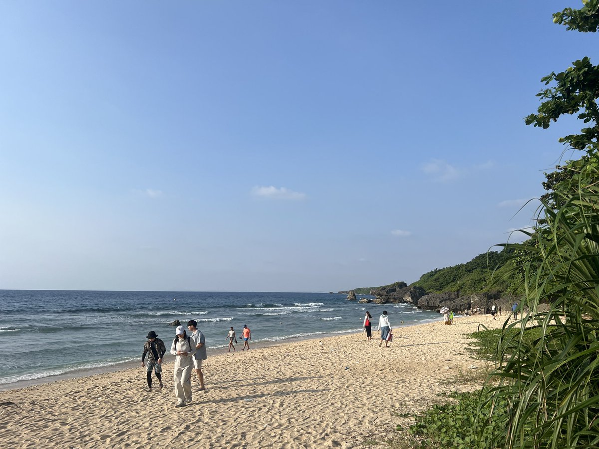 Jumpyan0088's tweet photo. 來到小琉球 聽著海浪 吹著海風太舒服啦 https://t.co/nOBUdrvhQM