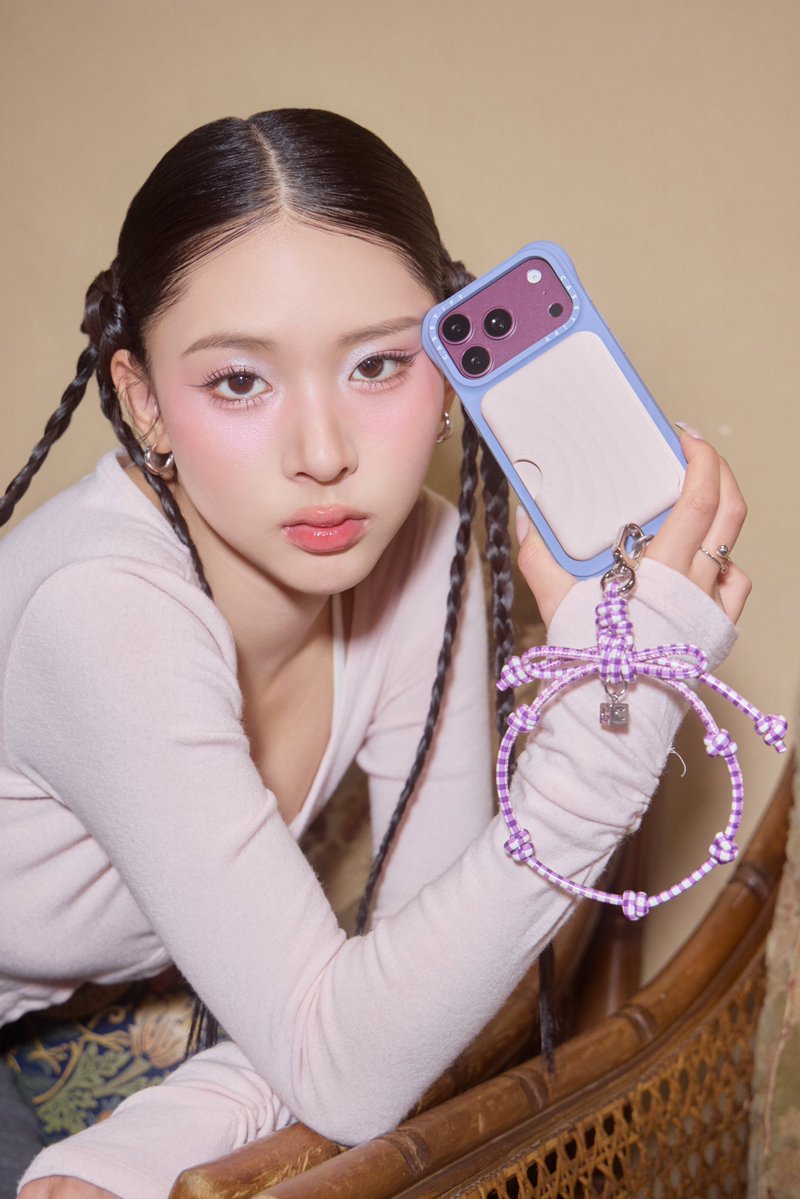 Casetify_JP's tweet photo. @mi0306chi  が魅せるCASETiFYのスタイリング🤍毎日をちょっぴり特別に。

[ウェーブシリコンケース] - ダスティブルー
[Snappy™ ウェーブシリコン ウォレット] - オーツ
[Snappy�� ウェーブシリコン グリップスタンド] - ソルベ イエロー
[リボンチャーム ストラップ] - Gingham Purple

コレクションをチェック🎀https://t.co/ys5uvcUfeS

#CASETiFY
#ShowYourColors