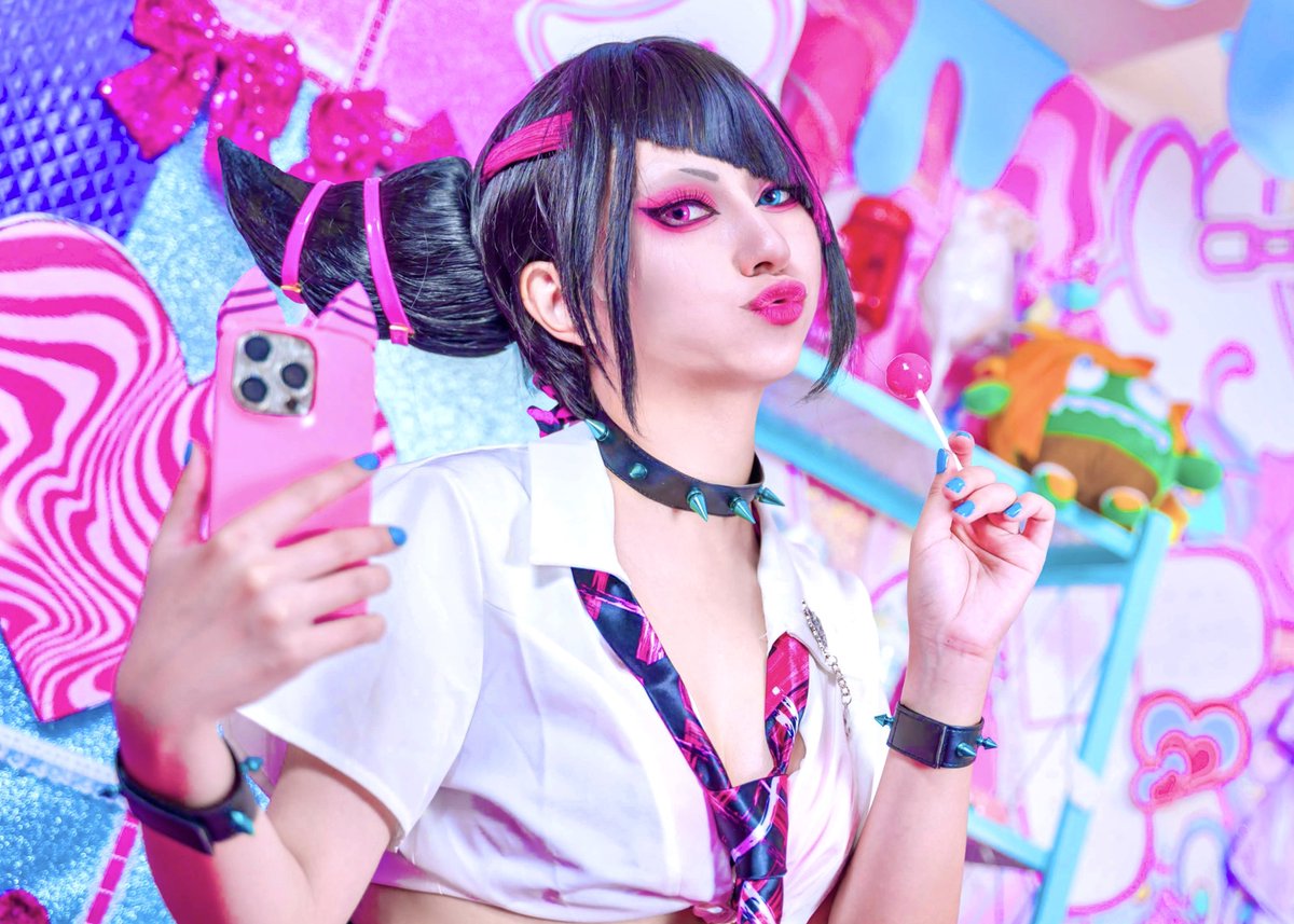 niji_to_hoshi's tweet photo. 【Cosplay】※創作衣装
🩷STREET FIGHTER🩷

         🕷️Han Juri🕷️

Photo/@tanakanyi https://t.co/b9kR58mpmZ