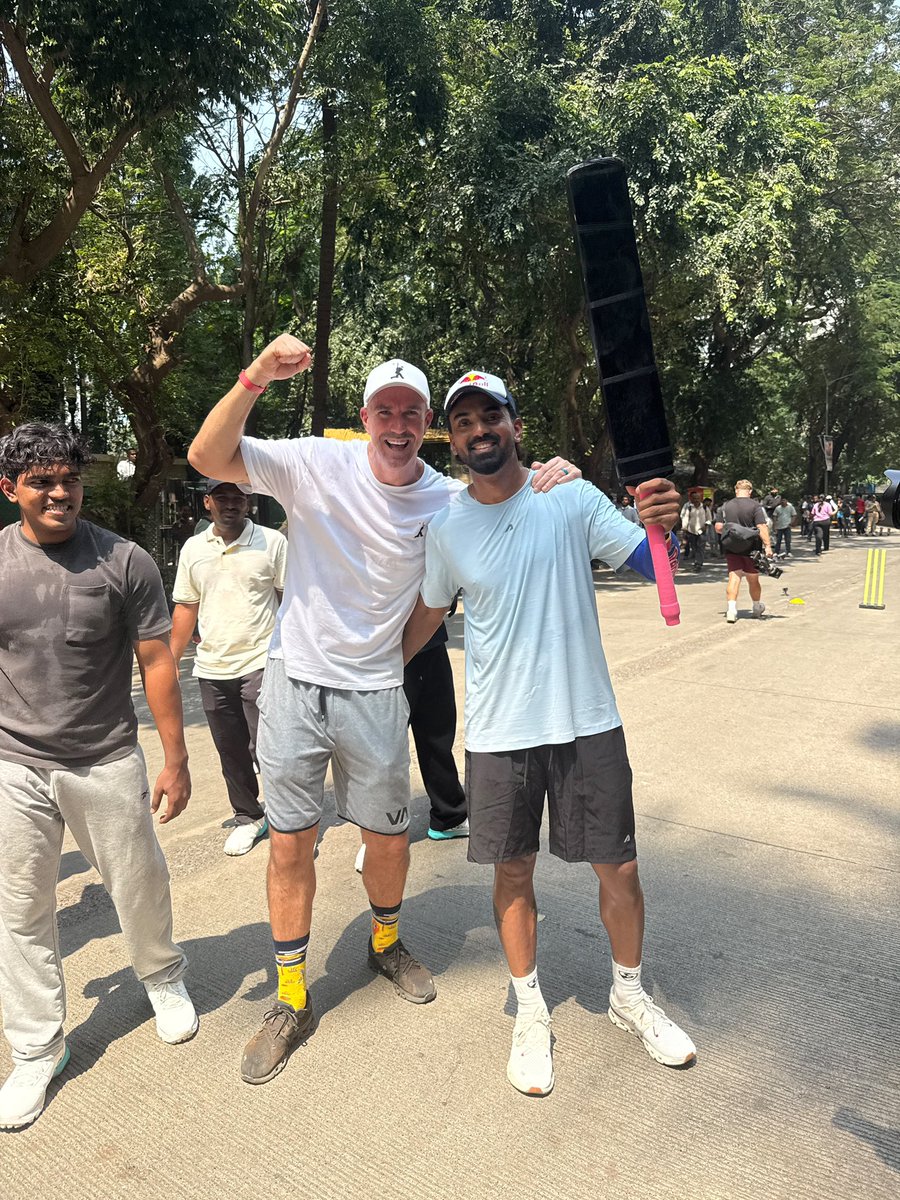 KP24's tweet photo. Just filmed the coolest episode of gully cricket with KL on the streets of Mumbai. 
The @kptheswitch keeps pumping the greatest cricket content! 🚀 https://t.co/nmc8z47w0j