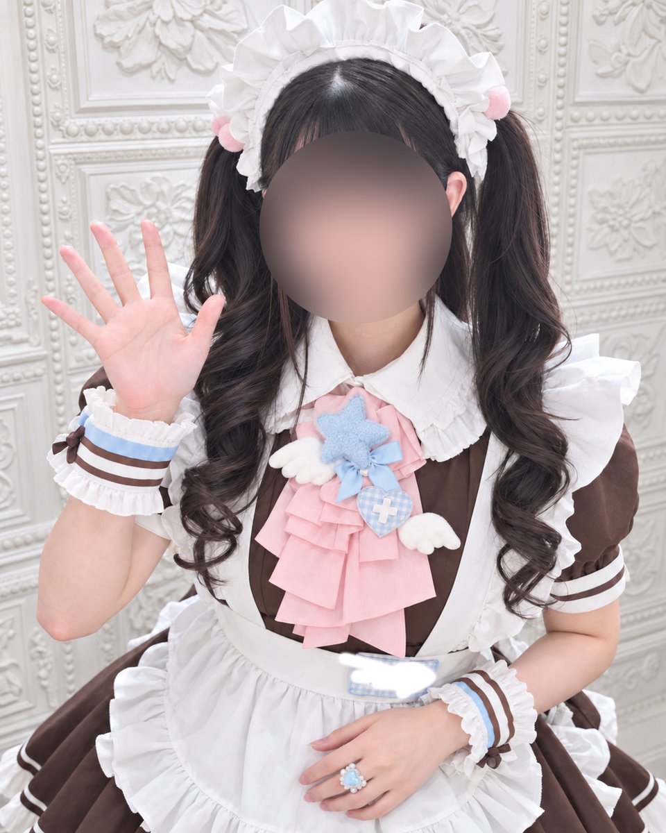 lolaperispice's tweet photo. 看板もバナーからも消えてて草。
噂はほんとうだったんかい（笑） https://t.co/CQFA7DCTTp