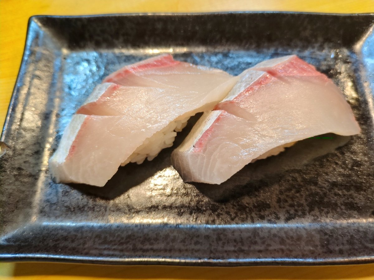 Fran1011_FW's tweet photo. お寿司〜🍣 https://t.co/jxJBK1vYzs