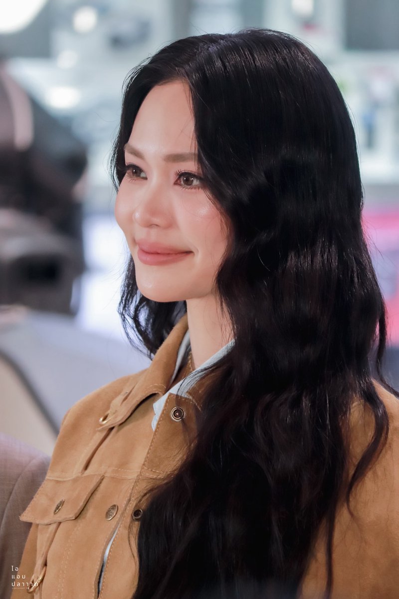 iampla_p's tweet photo. มาเติมพี่บิ๊นท์ ✨😭

BIG CAMERA WITH BINT SIREETHORN 2026
#BIGcameraXBINT 
#BintSireethorn https://t.co/0yh2qGMlwn