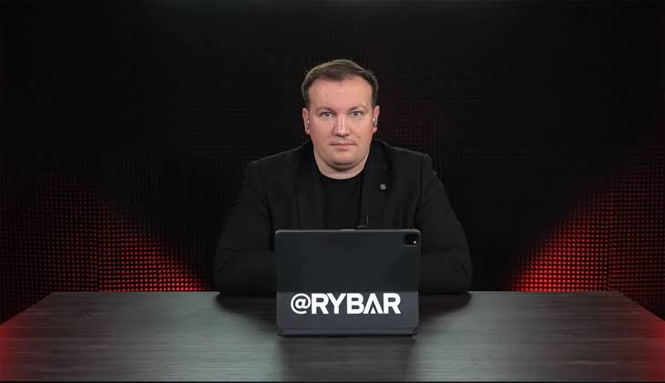 CoffeReport's tweet photo. 🚨🇲🇪🇷🇺 BREAKING: Montenegro has reportedly detained Mikhail Zvinchuk, founder of the influential Russian military-information network Rybar.

Local media report that Zvinchuk, his wife and three associates were detained during a security operation in Risan.

The UK has sanctioned Rybar, describing it as a Kremlin-linked influence network funded by Rostec and connected to Russian intelligence.

Montenegro’s security services are investigating suspected hybrid activities.