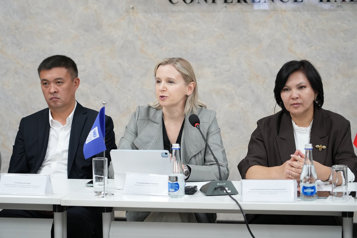 undpkg's tweet photo. Youth and government join forces to advance climate action in Kyrgyzstan at LCOY 2026. 🌱

Read more: https://t.co/skJHMQyjc3 https://t.co/t2bchSHIfv
