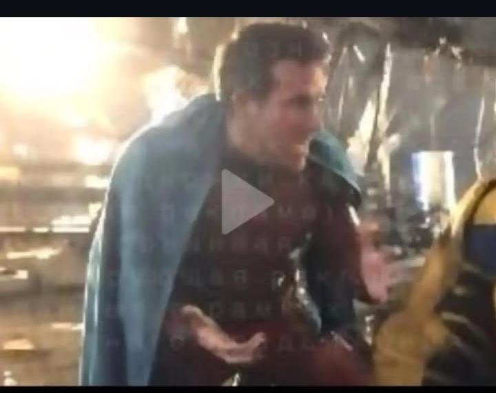 Mumdo_Geek_'s tweet photo. 🚨 VAZOU ?
Supostas imagens de Vingadores: Doomsday.
Confiram:
#Marvel #AvangersDoomsday #MCU https://t.co/vqIMA8fvyC