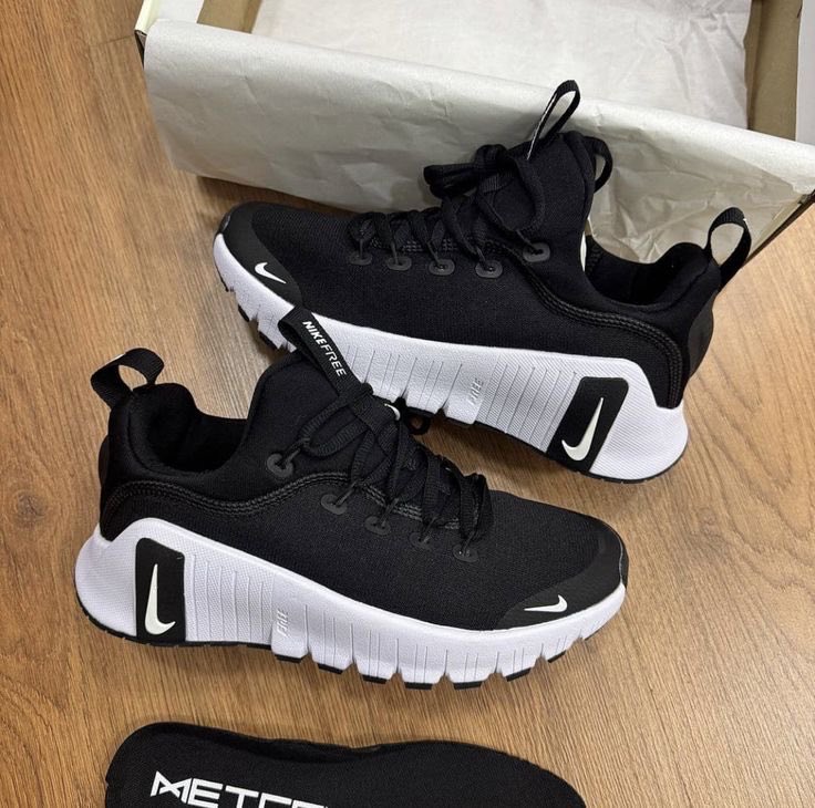 _NairobiSneaker's tweet photo. For the best workout routine 🏋️🏋️‍♀️

💰KSH 4000/=
✨Size 38,39, 40,41,42,43,44,45-limited pairs
📞https://t.co/NRwKA5hHVh

📍Philadelphia House, 5th Floor, Shop 522 ||Tom mboya St || Next to AFYA CENTER https://t.co/lxBL2f5Szg